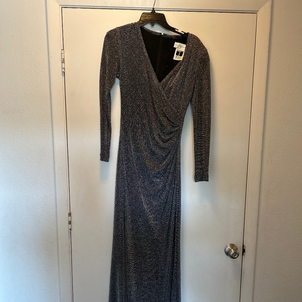 BEAUTIFUL Saks Fifth Ave Tadashi